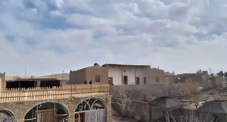 اقامتگاه بومگردی غیاثیه