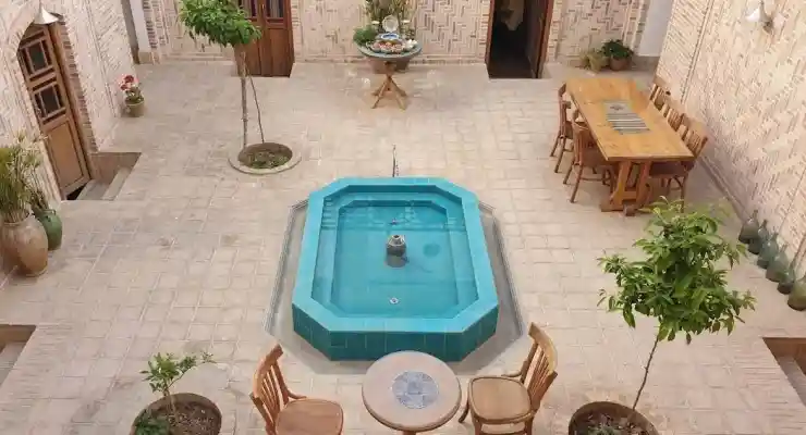 اقامتگاه سنتی عمارت سنگ پلوی