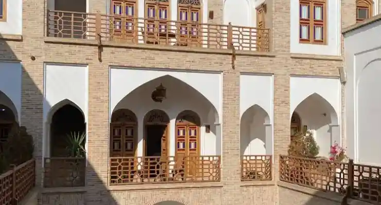 بوتیک هتل گیواک