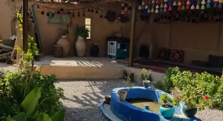 اقامتگاه بومگردی خانه کورشک