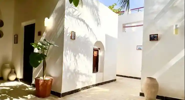 اقامتگاه بومگردی لافت طلا