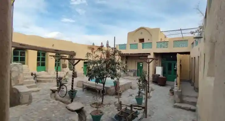 اقامتگاه بومگردی خانه آمیرزا