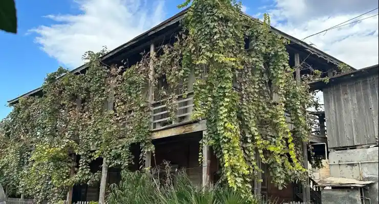 اقامتگاه بومگردی خزر