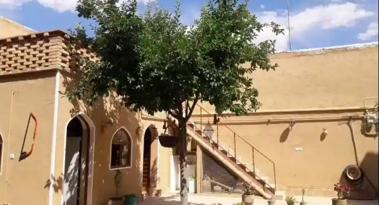 اقامتگاه بومگردی حاج قاسم