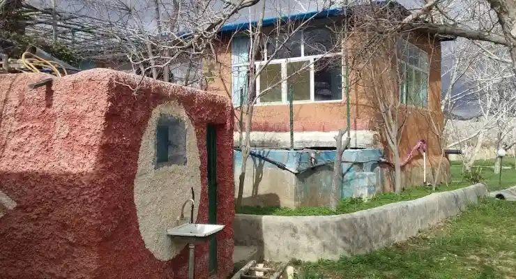 اقامتگاه بومگردی شاهدان