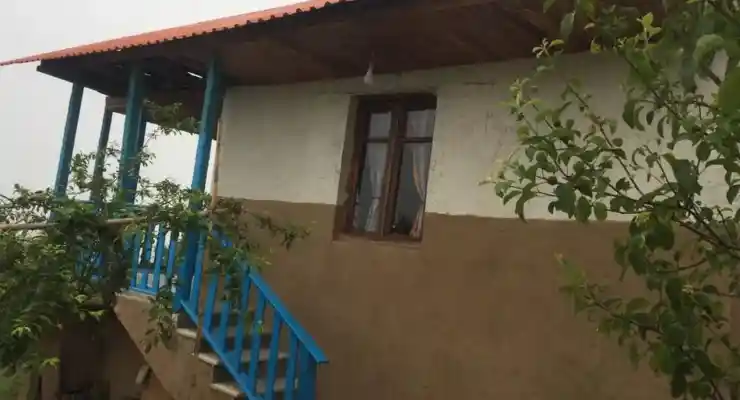 اقامتگاه بومگردی تمیشه