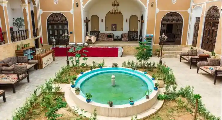 بوتیک هتل رز