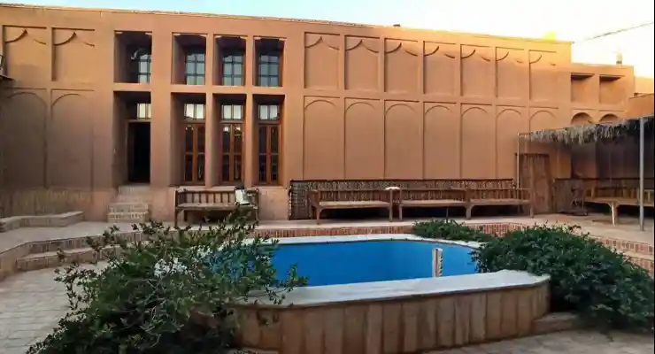 اقامتگاه بومگردی فروردین