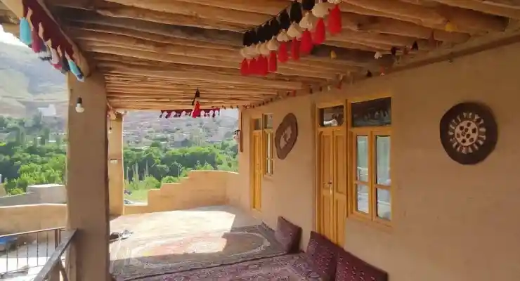 اقامتگاه بومگردی آق داش