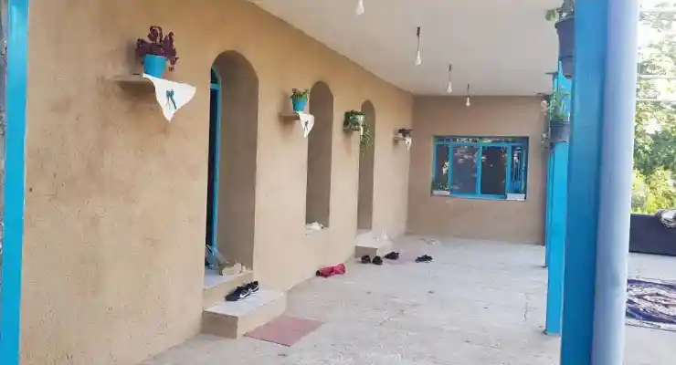 اقامتگاه بومگردی چم احمد