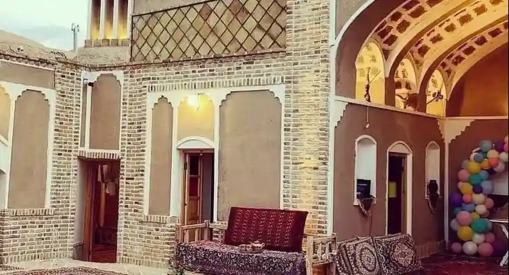 اقامتگاه بومگردی عموحسن