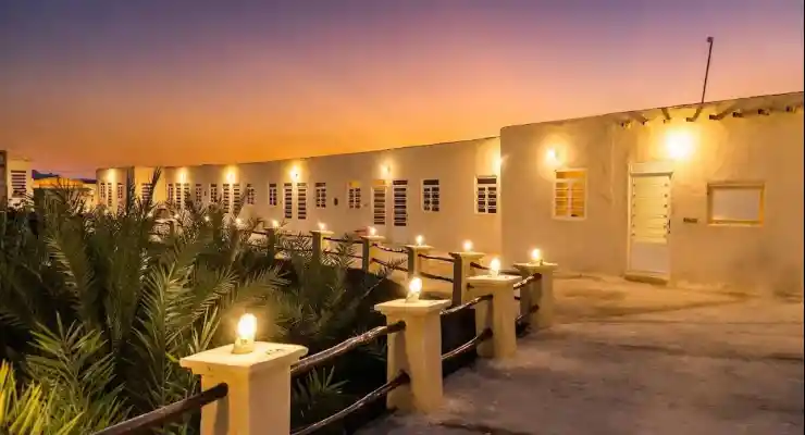 اقامتگاه بومگردی مالوک