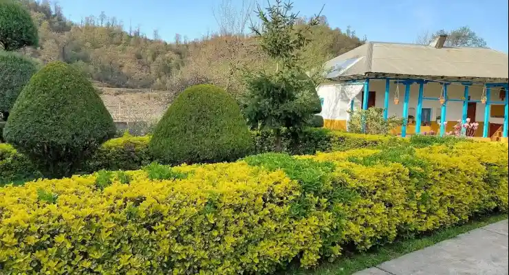 اقامتگاه بومگردی خشایار