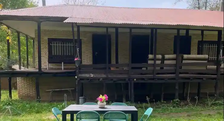 اقامتگاه بومگردی خانه هوشنگ خان