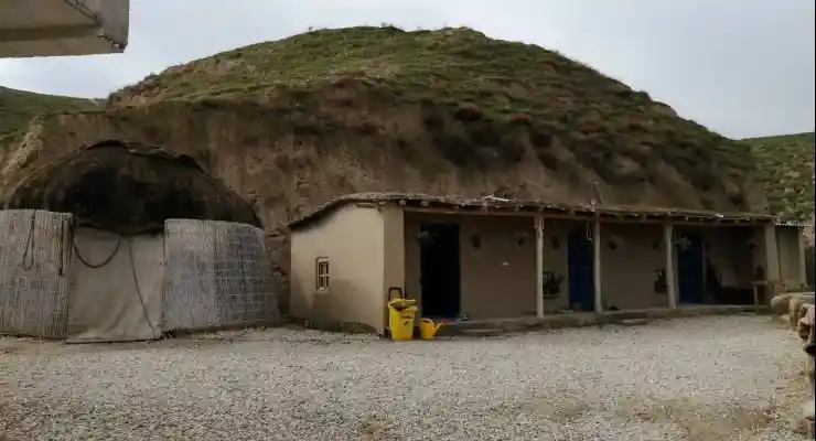 اقامتگاه بومگردی دره پنج شیر