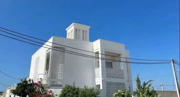 اقامتگاه بومگردی بادگیر سفید