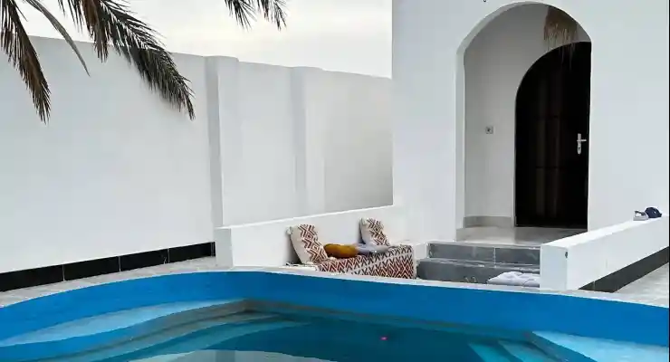 اقامتگاه بومگردی یامال