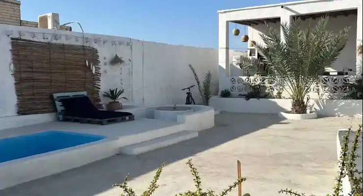 اقامتگاه بومگردی عمارت موت