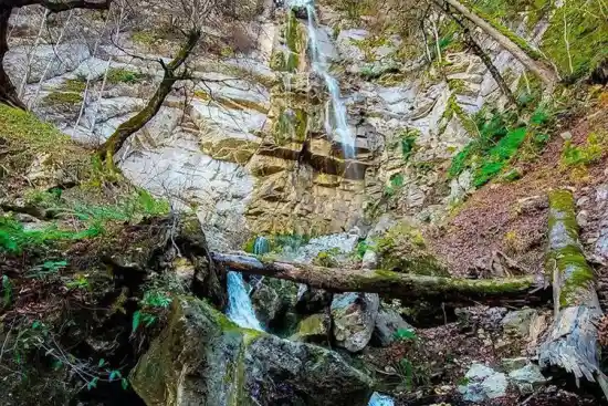 آبشار گردوک