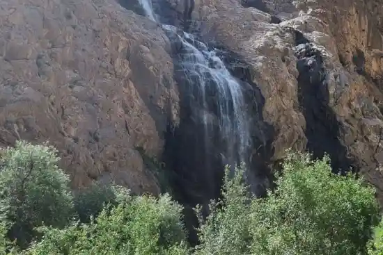 آبشار پازنان