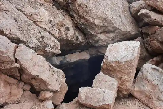 غار کبوتر خانه