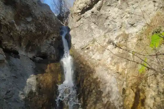 آبشار شورشورنه