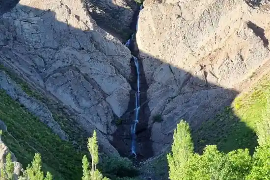 آبشار تاش آسکان