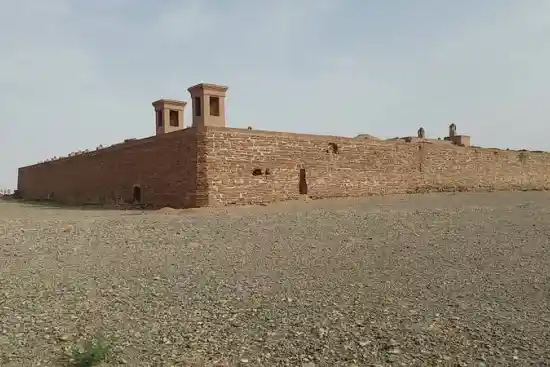 كاروانسرای حوض سلطان-1