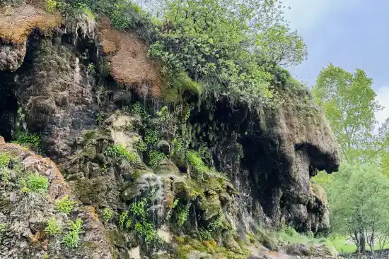 آبشار هاسرنگ