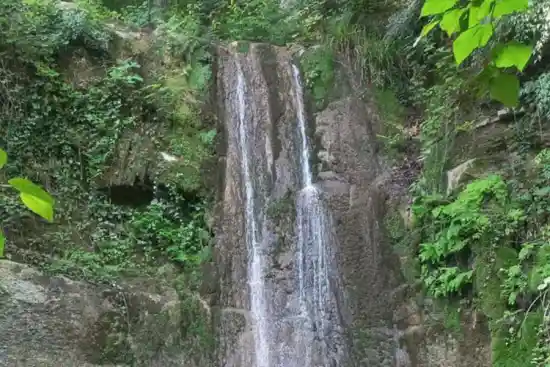 آبشار پاسنگ