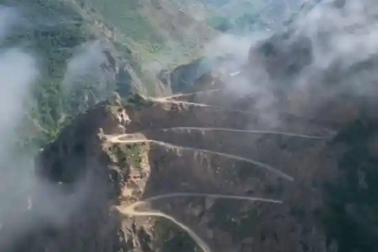 جاده قزوین الموت