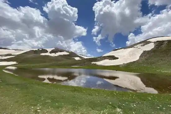 دریاچه اوچ گوللر