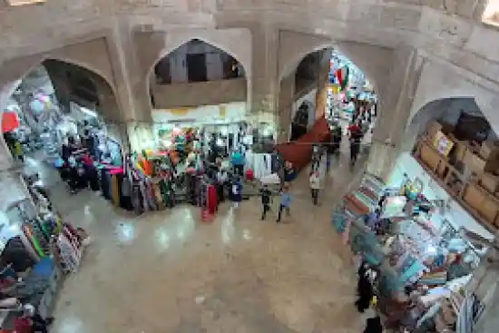 بازار قیصریه لار