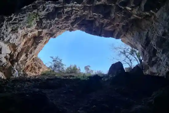 غار الیاس تنگه