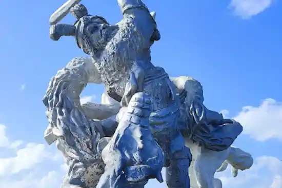 مجسمه رخش و رستم