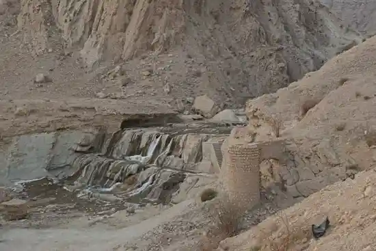 آبگرم انگوران