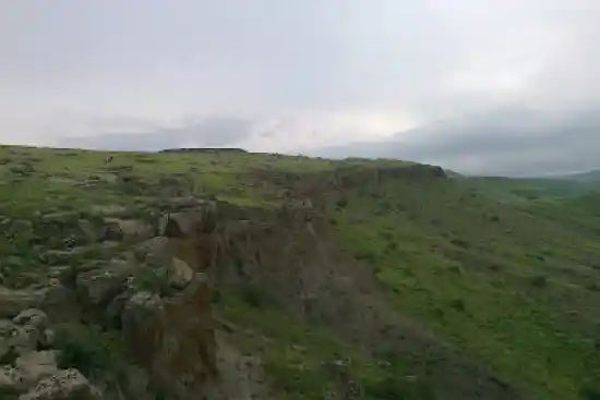 قلعه دیو مشگین شهر