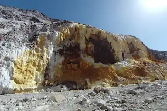 گنبدهای نمکی خرسین