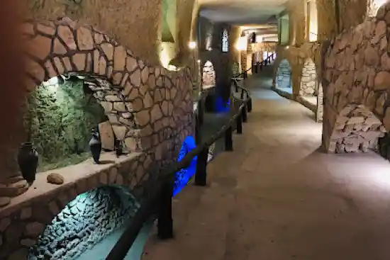 شهر زیرزمینی کاریز