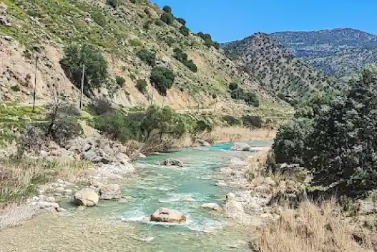 رودخانه درفش