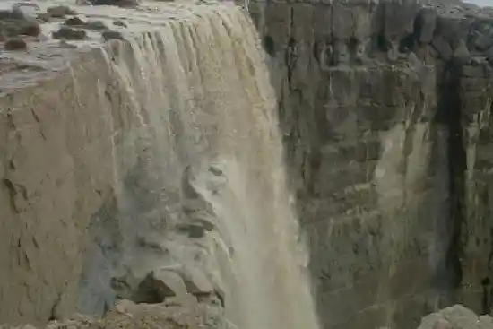 آبشار پیشک-1