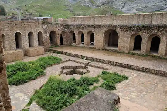 قلعه پوراشرف