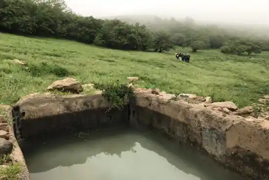 چشمه جهانگیر