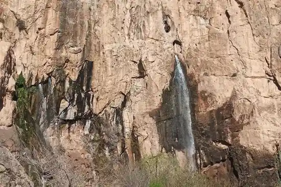 آبشار شاهلولاک