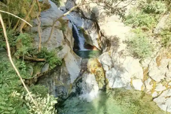 آبشار دوچال آلودره