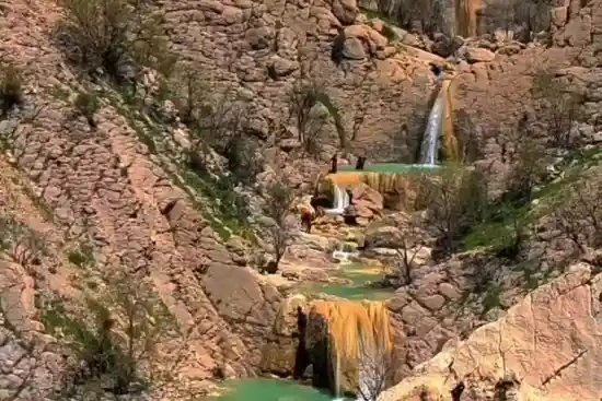 آبشار پای طوف