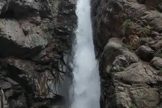 آبشار چال مگس