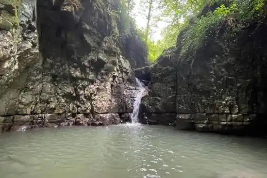 آبشار کوهسر