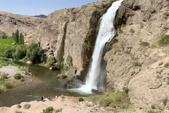 آبشار آی دوغموش