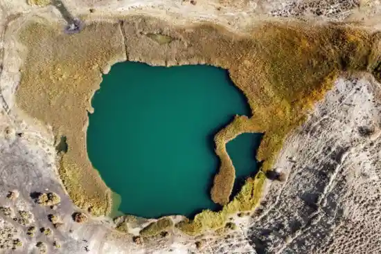 دریاچه آهنک